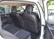 Volkswagen Golf 21