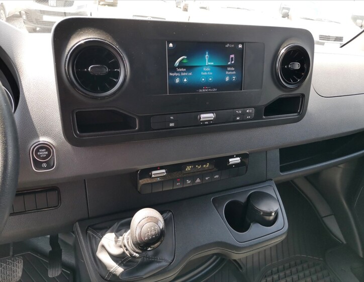 Mercedes-Benz Sprinter 9