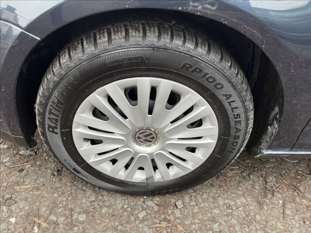Volkswagen Golf 35