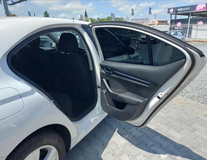 Škoda Octavia 19