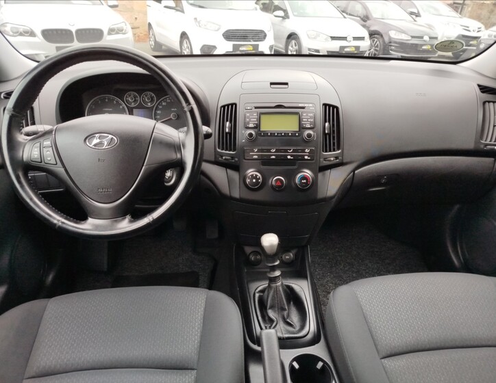 Hyundai i30 13