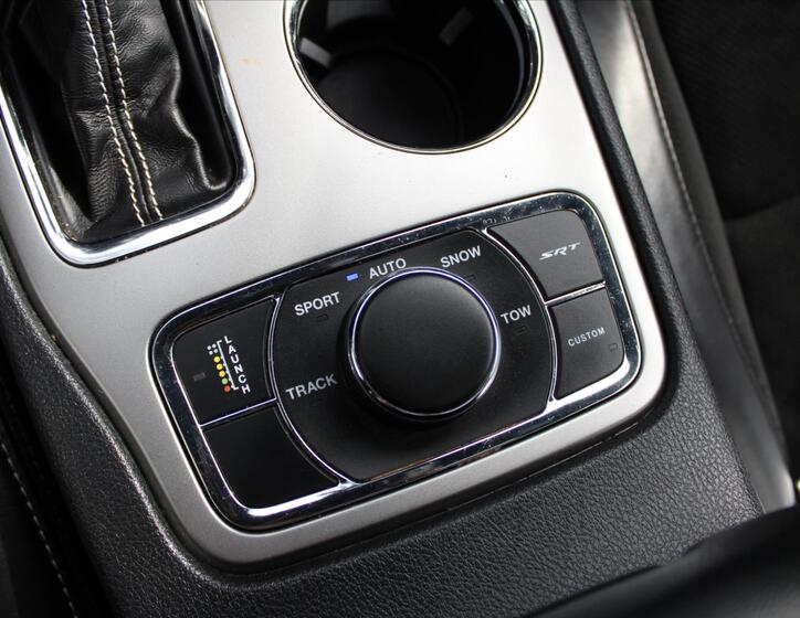 Jeep Grand Cherokee 50
