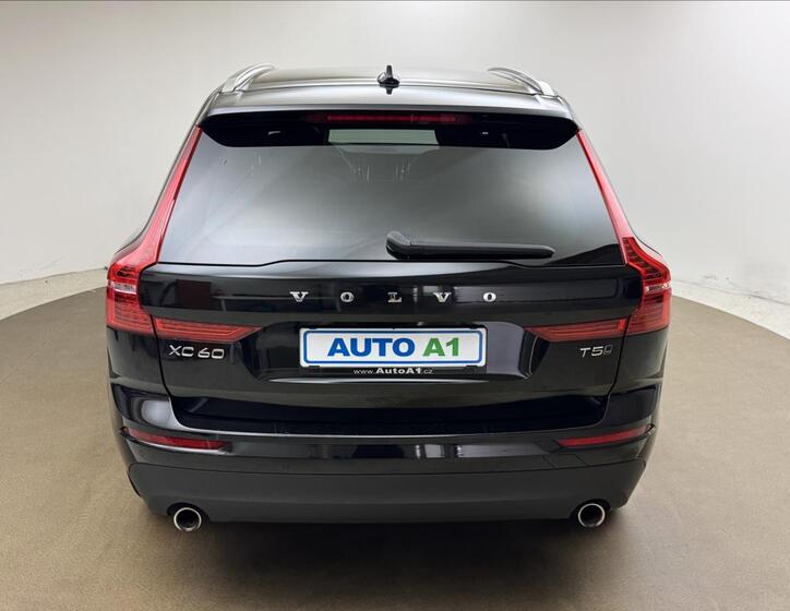 Volvo XC60 5