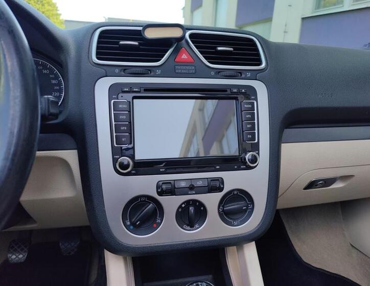 Volkswagen EOS 22