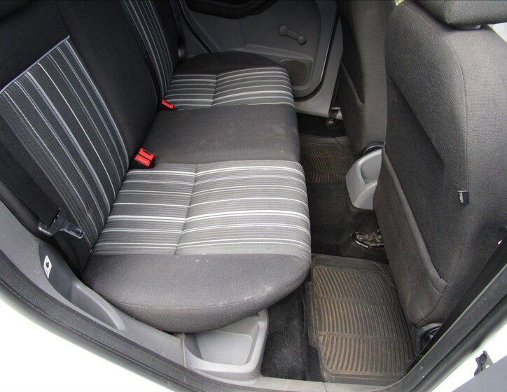 Ford Focus 21