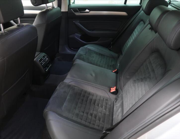 Volkswagen Passat 15