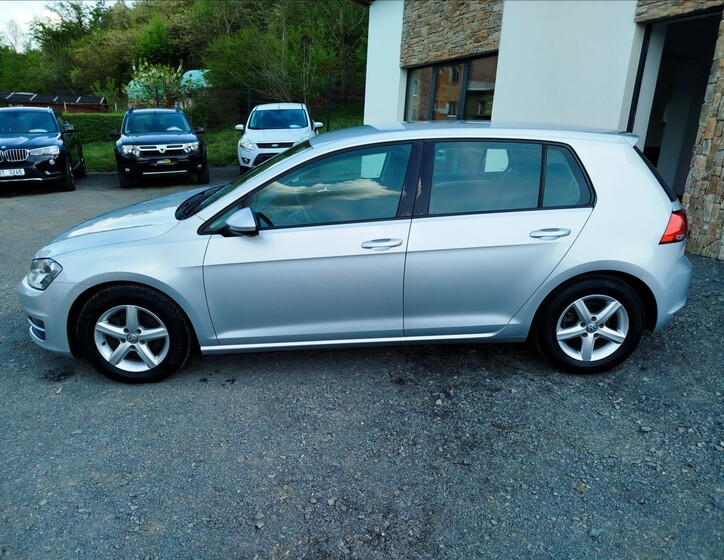 Volkswagen Golf 2