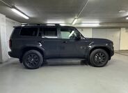 Toyota Land Cruiser 4
