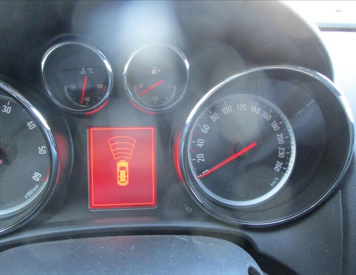 Opel Astra 8