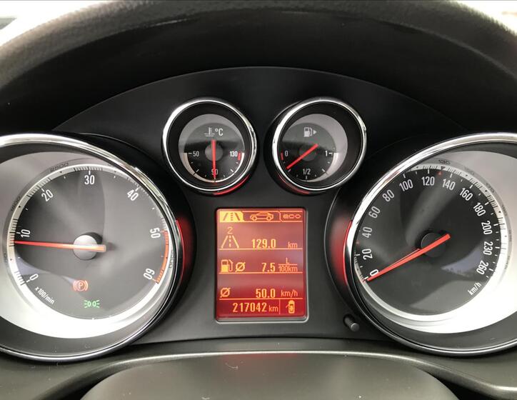 Opel Insignia 12