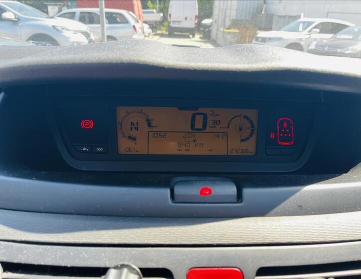 Citroën C4 Picasso 10