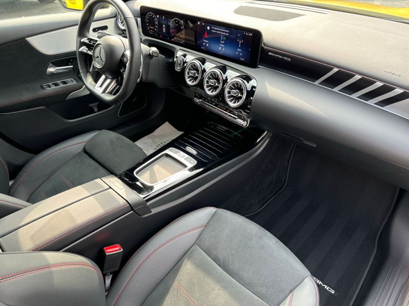 Mercedes-Benz Třídy A 12