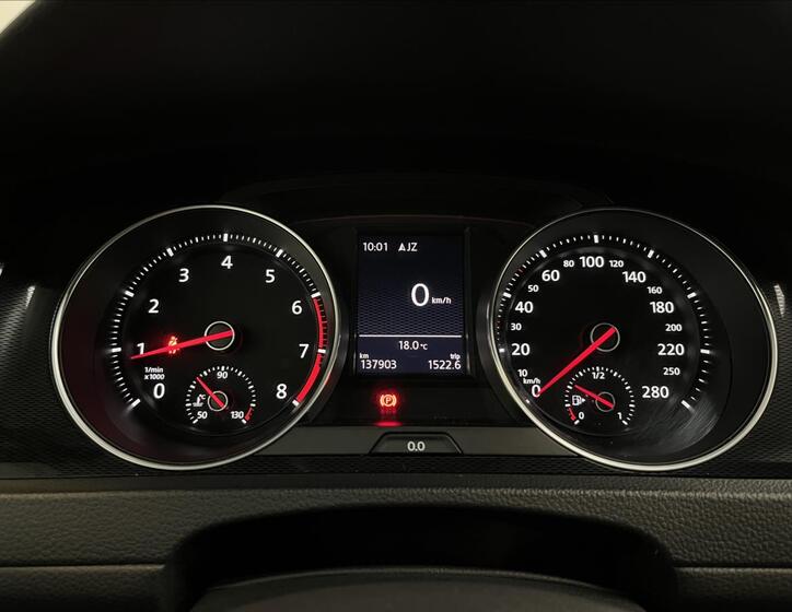 Volkswagen Golf 13