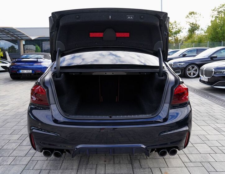 BMW M5 11