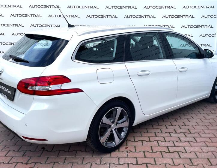Peugeot 308 4