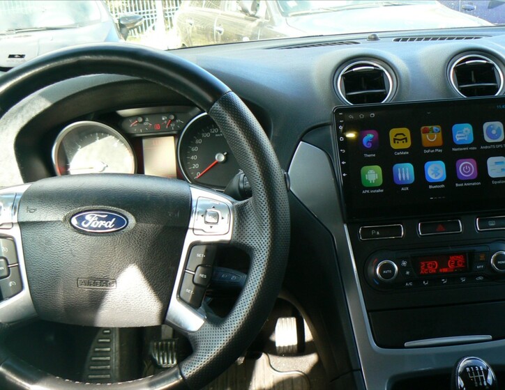 Ford Mondeo 12