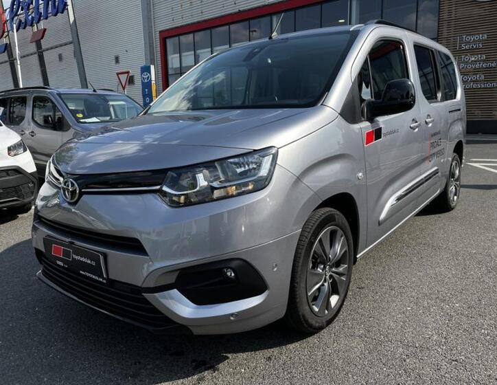 Toyota ProAce City Verso 9