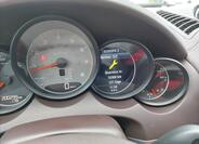 Porsche Cayenne 44