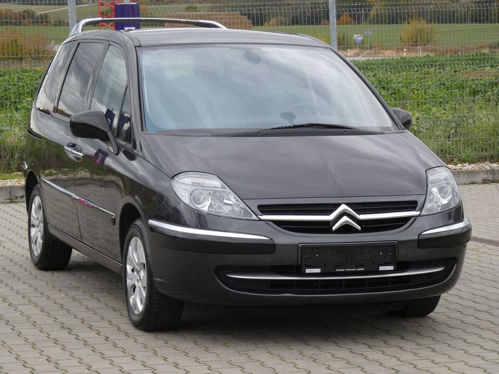 Citroën C8