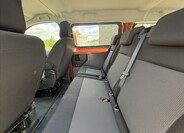 Peugeot Traveller 18