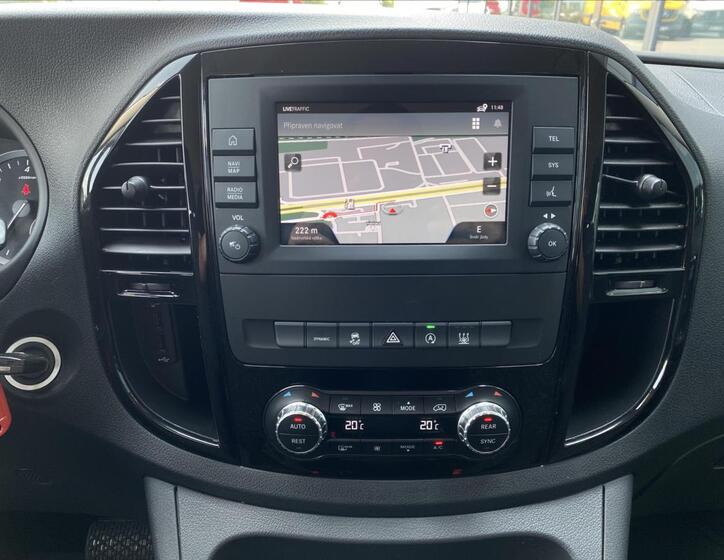 Mercedes-Benz Vito 15