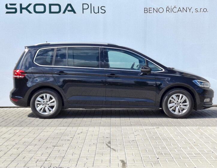 Volkswagen Touran 12