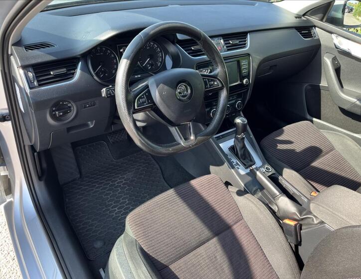 Škoda Octavia 9