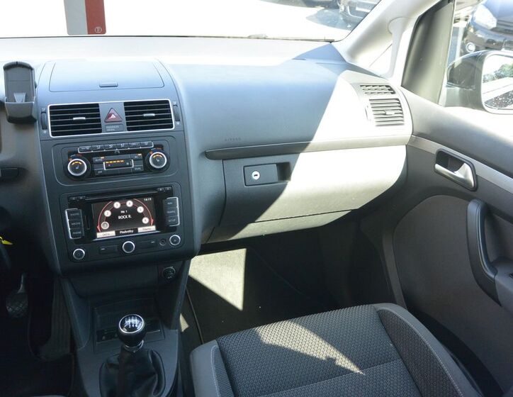 Volkswagen Touran 13