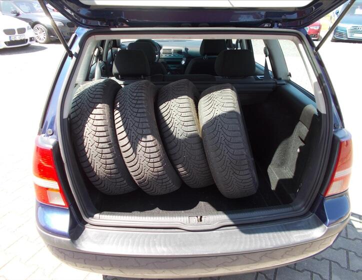 Volkswagen Golf 12