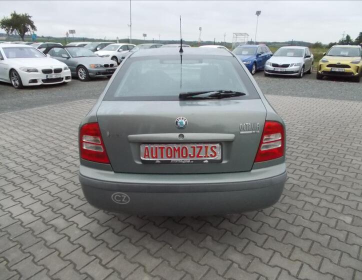 Škoda Octavia 10