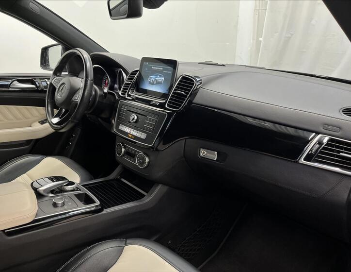 Mercedes-Benz GLE 14