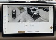 Land Rover Defender 24