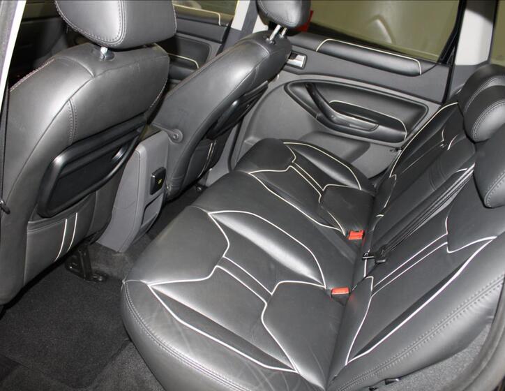 Ford Kuga 16