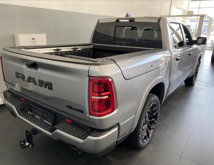 Dodge RAM 3