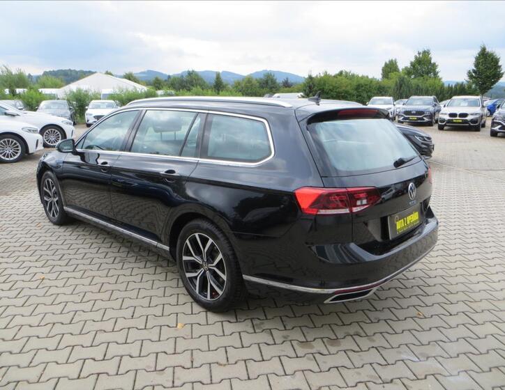 Volkswagen Passat 5