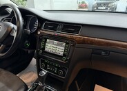 Škoda Superb 16