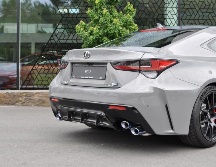 Lexus RC F 12