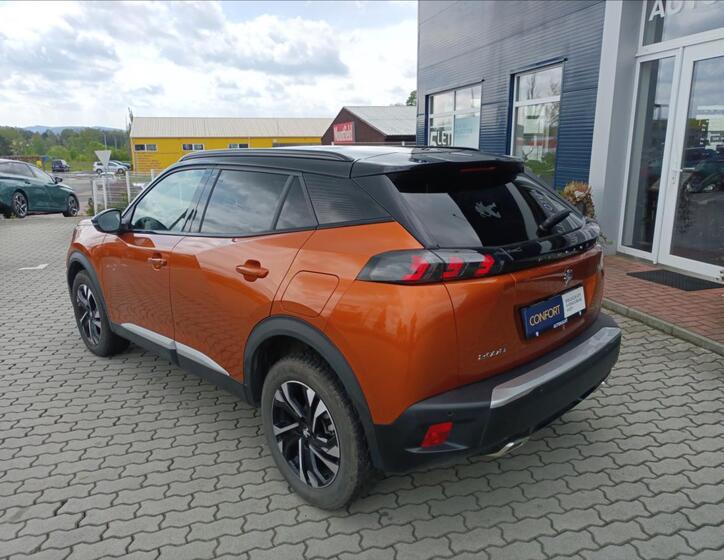 Peugeot 2008 4