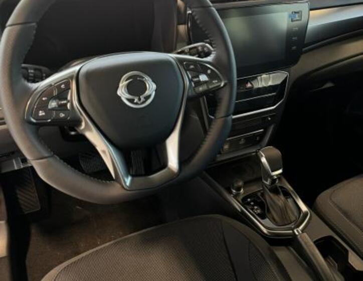 SsangYong Tivoli 13