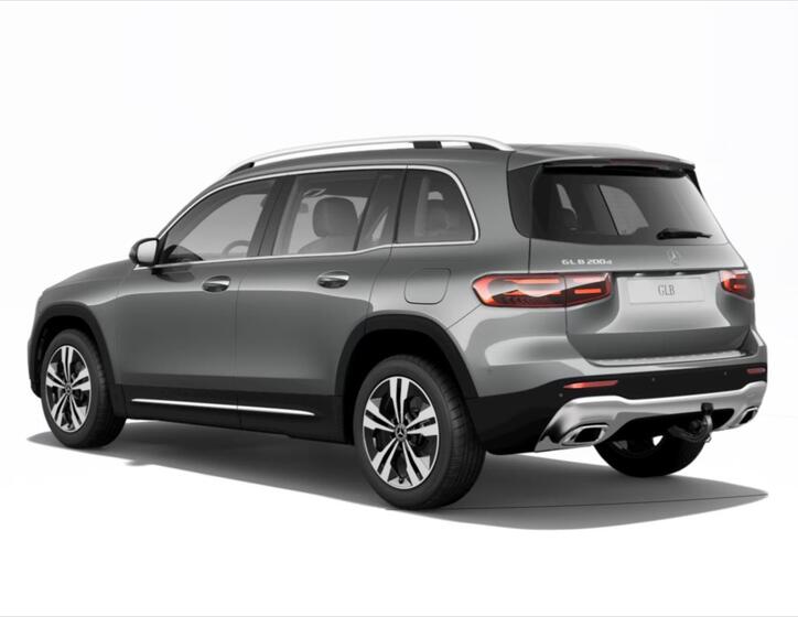 Mercedes-Benz GLB 4