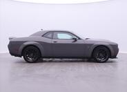 Dodge Challenger 8