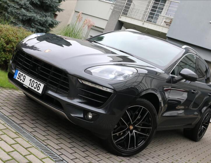 Porsche Macan 9