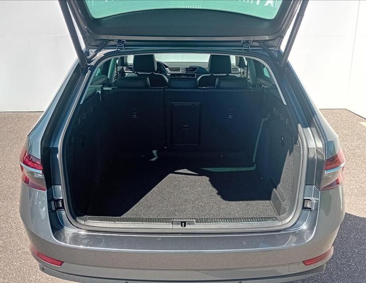 Škoda Superb 11