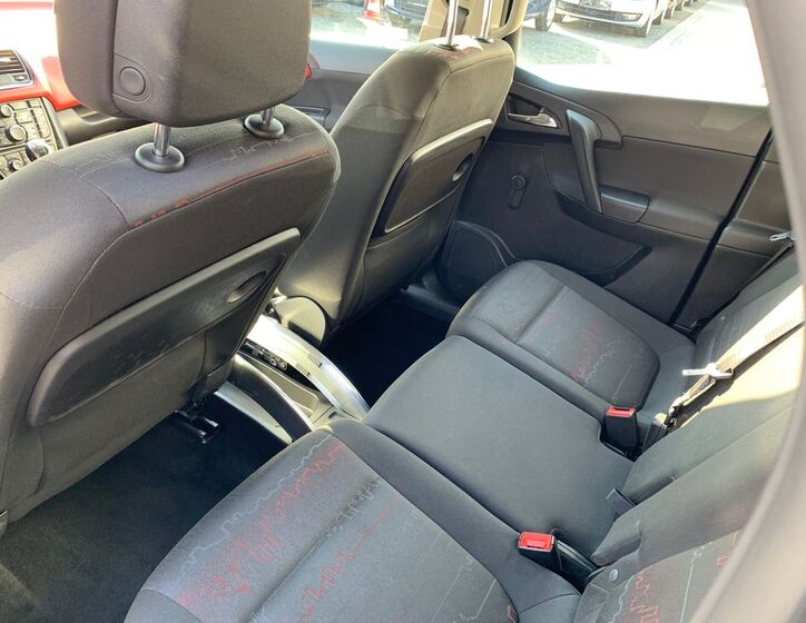 Opel Meriva 17