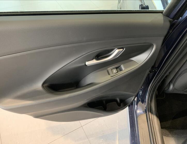 Hyundai i30 13