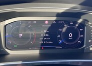 Volkswagen Tiguan 8
