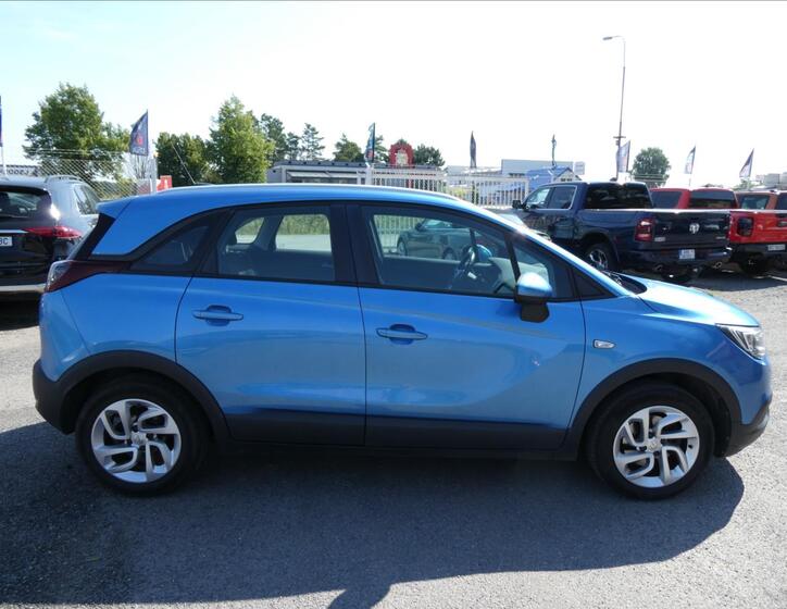 Opel Crossland X 2