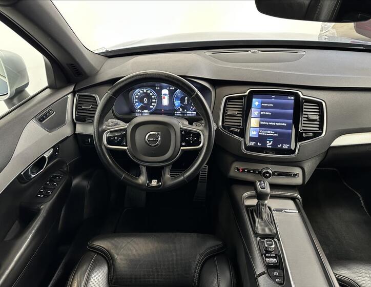 Volvo XC90 5
