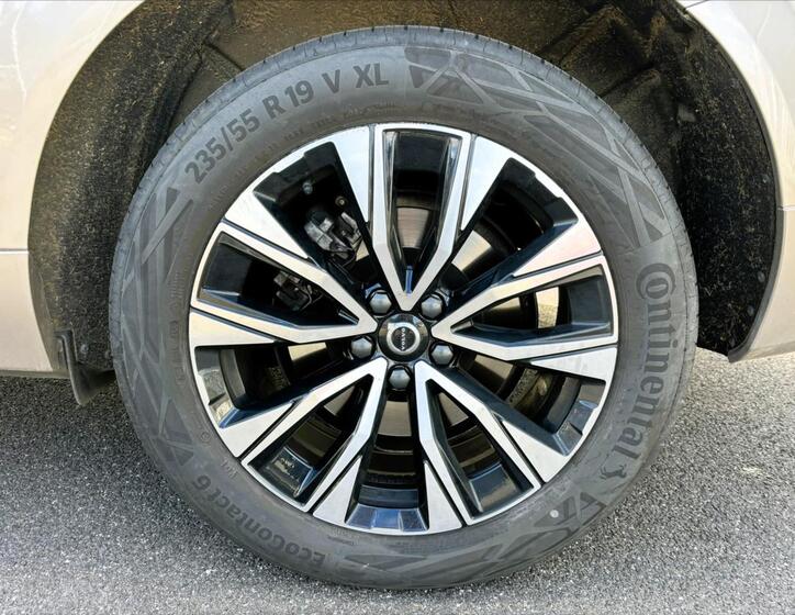 Volvo XC60 25