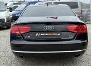 Audi A8 6
